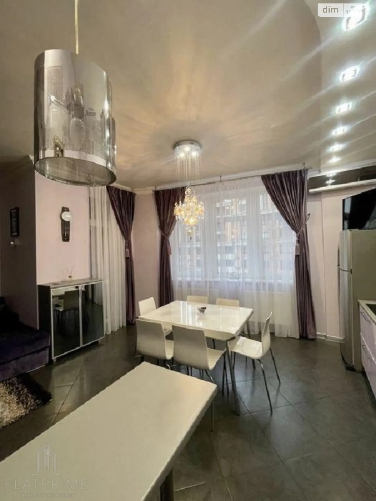 Продается 3-комнатная квартира 60 кв. м в Киеве, ул. Старонаводницкая, 6Б - фото 1