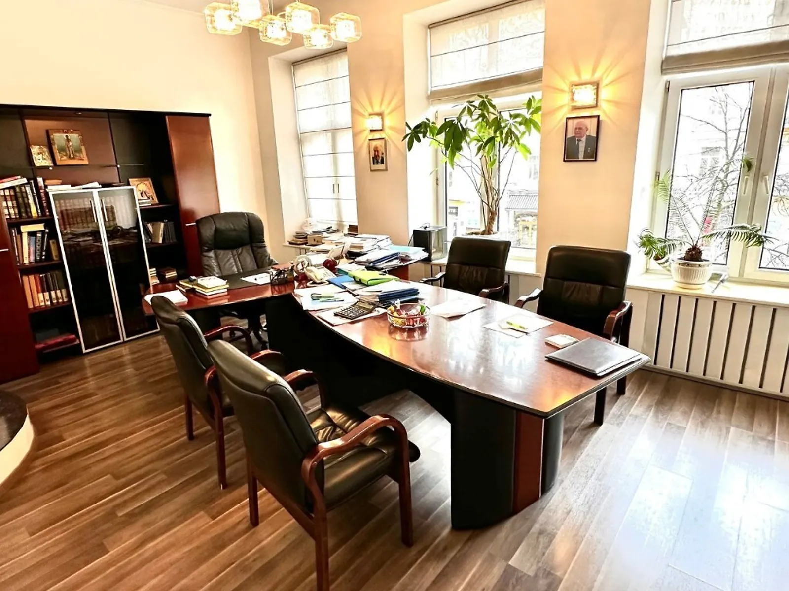 Продается 4-комнатная квартира 185 кв. м в Киеве, ул. Богдана Хмельницкого, 33/34 - фото 1