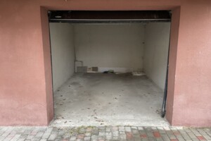 Сниму отдельно стоящий гараж в Ивано-Франковске без посредников