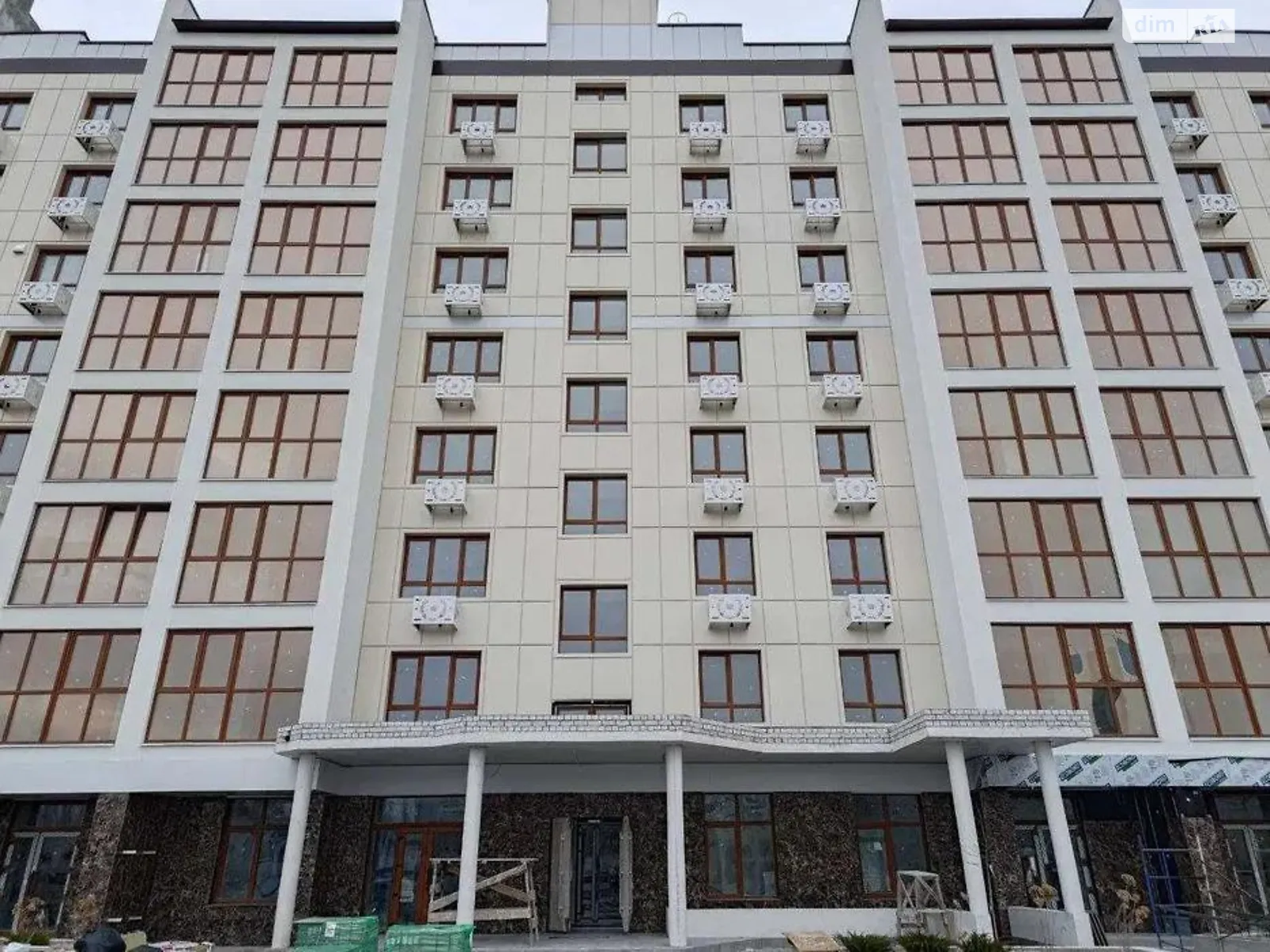 Продается 2-комнатная квартира 65 кв. м в Черкассах, ул. Сумгаитская, 15 - фото 1