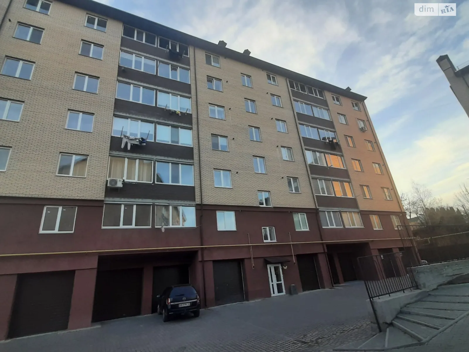 Продається 2-кімнатна квартира 58 кв. м у Стрижавці, вул. Алеї - фото 1