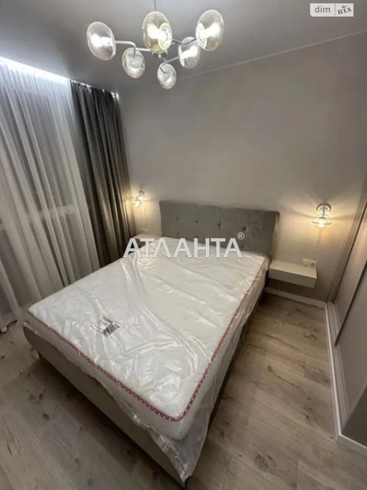 Продается 1-комнатная квартира 42.2 кв. м в Киеве, просп. Европейского Союза(Правды), 41А - фото 1