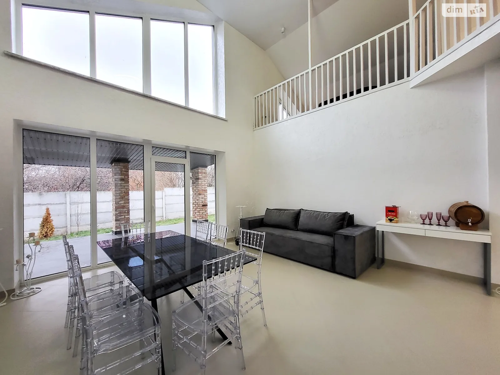 Продается дом на 2 этажа 160 кв. м с мебелью, цена: 170000 $ - фото 1