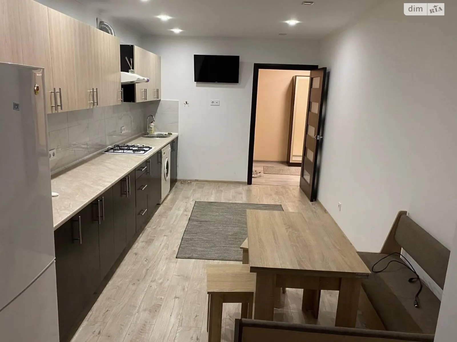 2-комнатная квартира 82 кв. м в Тернополе, цена: 350 $