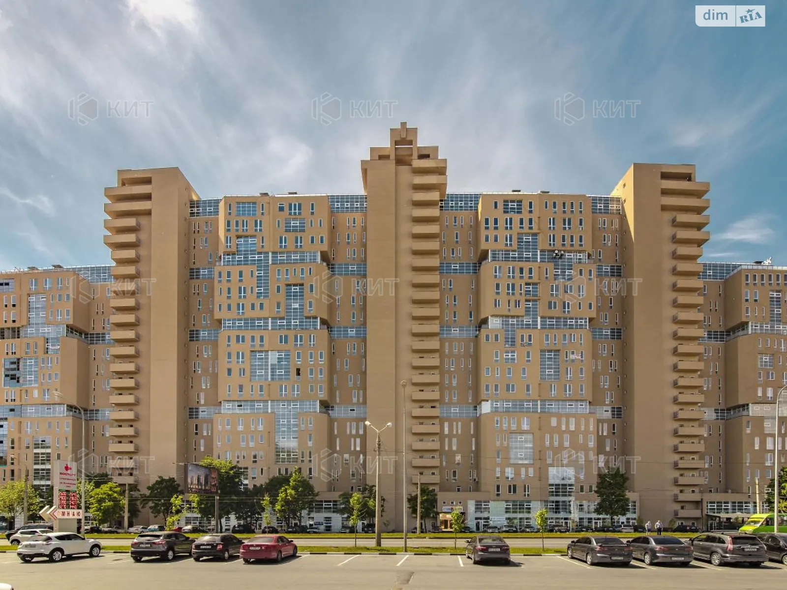 Продается 3-комнатная квартира 105 кв. м в Харькове, ул. Клочковская, 117 - фото 1