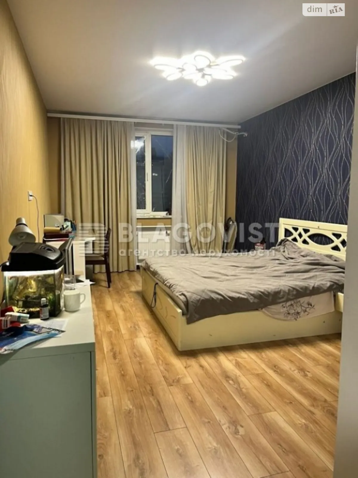 Продается 3-комнатная квартира 94 кв. м в Киеве, ул. Богдановская, 7Б - фото 1