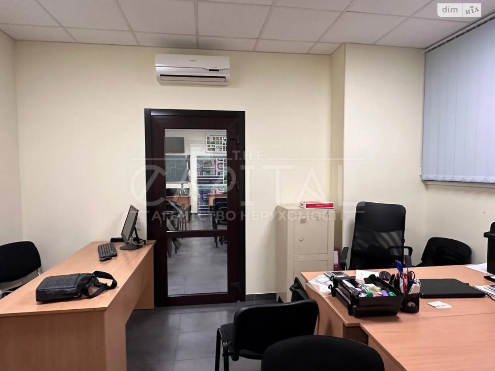 Продается офис 60 кв. м в бизнес-центре, цена: 45000 $ - фото 1