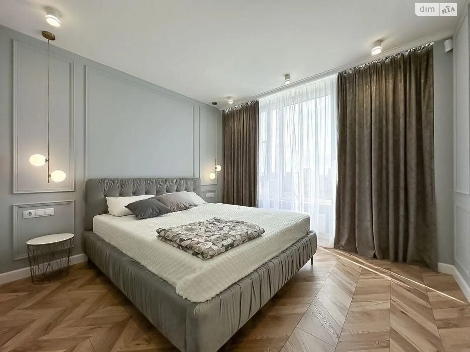 Продается 4-комнатная квартира 103.5 кв. м в Киеве, ул. Мартовская, 14Б