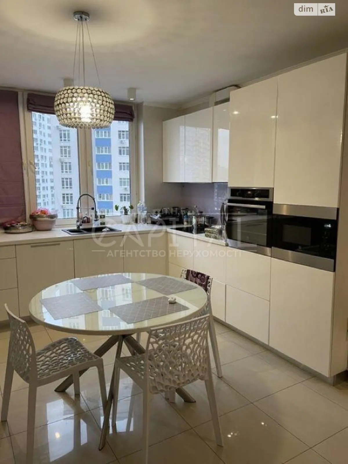 Продается 3-комнатная квартира 120 кв. м в Киеве, ул. Елены Пчилки - фото 1