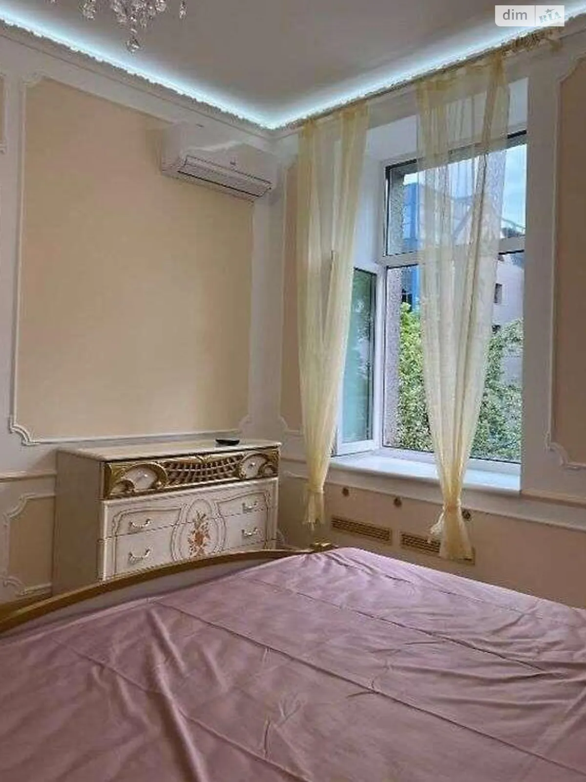 Продается 4-комнатная квартира 97 кв. м в Киеве - фото 2