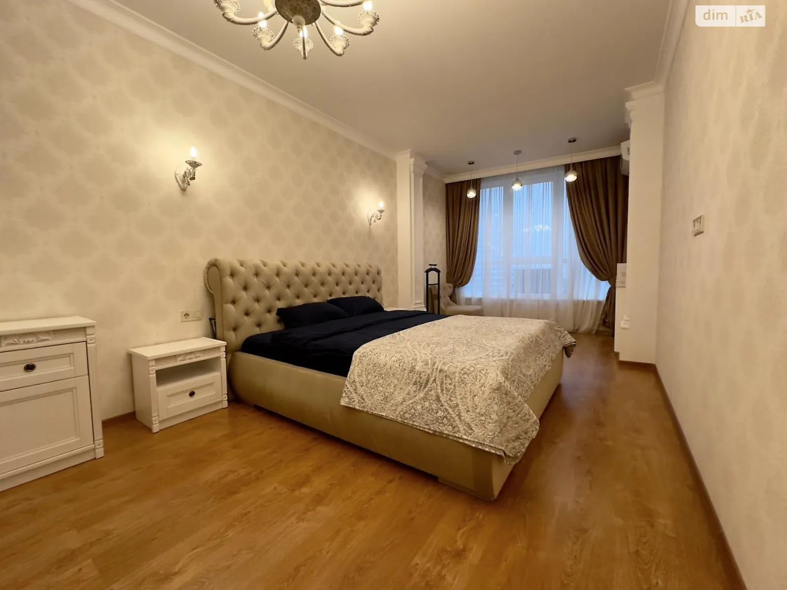 Продається 2-кімнатна квартира 81 кв. м у Одесі, вул. Новоберегова, 12А - фото 1