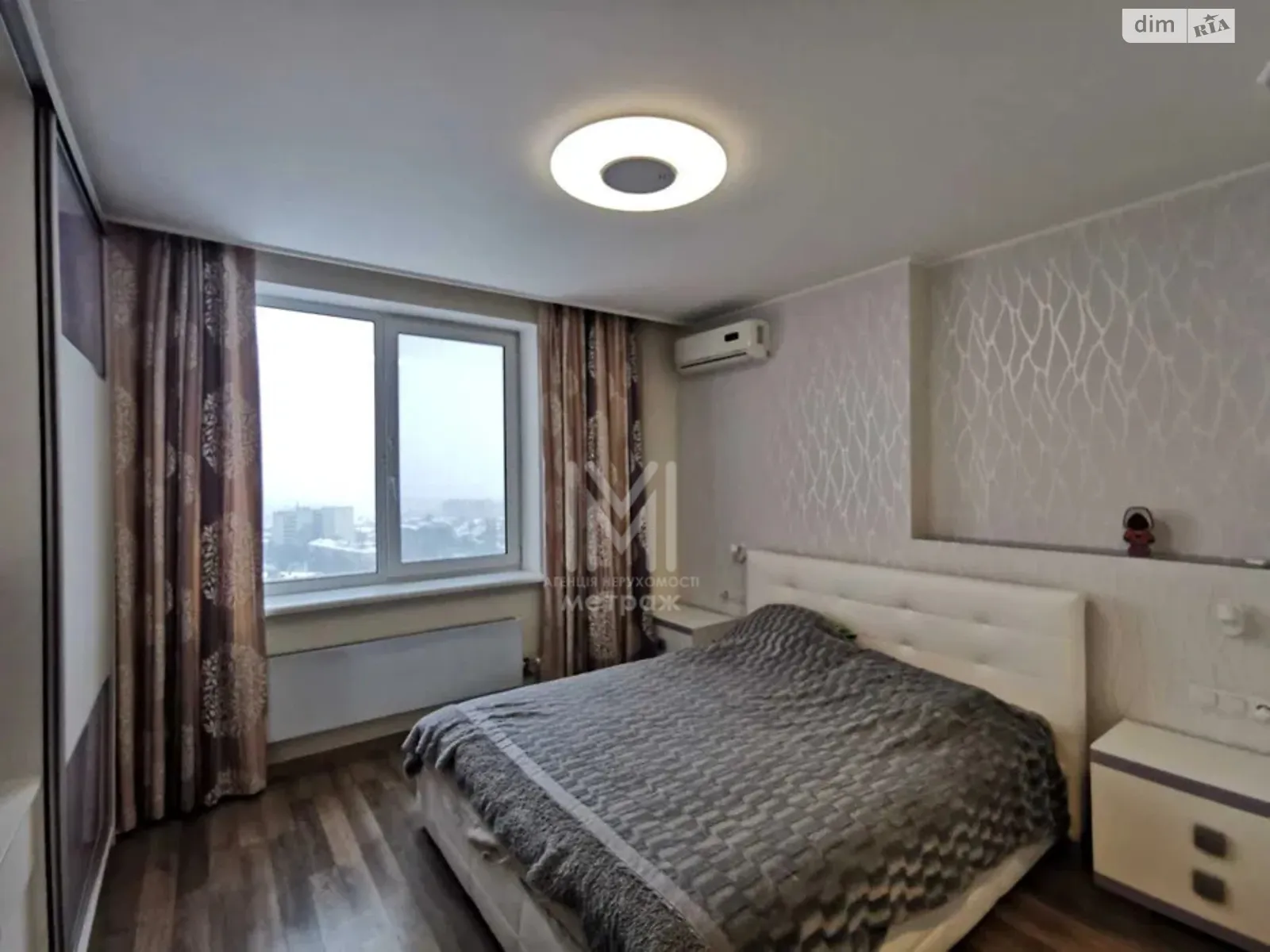 Продається 2-кімнатна квартира 72 кв. м у Харкові, вул. Мирослава Мисли(Цілиноградська), 48В - фото 1