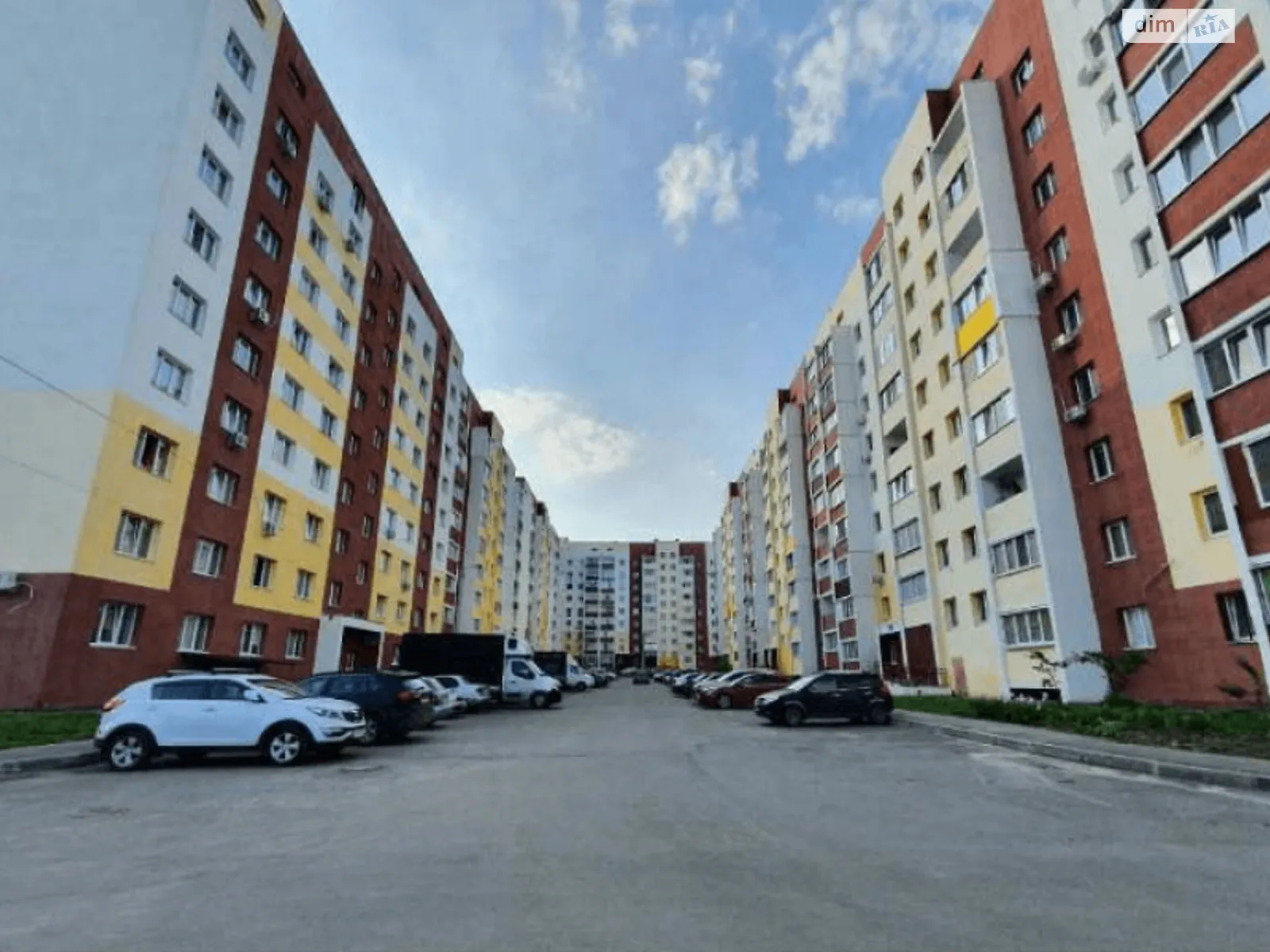 Продается 2-комнатная квартира 56 кв. м в Харькове, ул. Драгоманова - фото 1