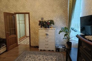 Продажа квартиры, Полтава, р‑н. Центр, ул. Кириченко Раисы