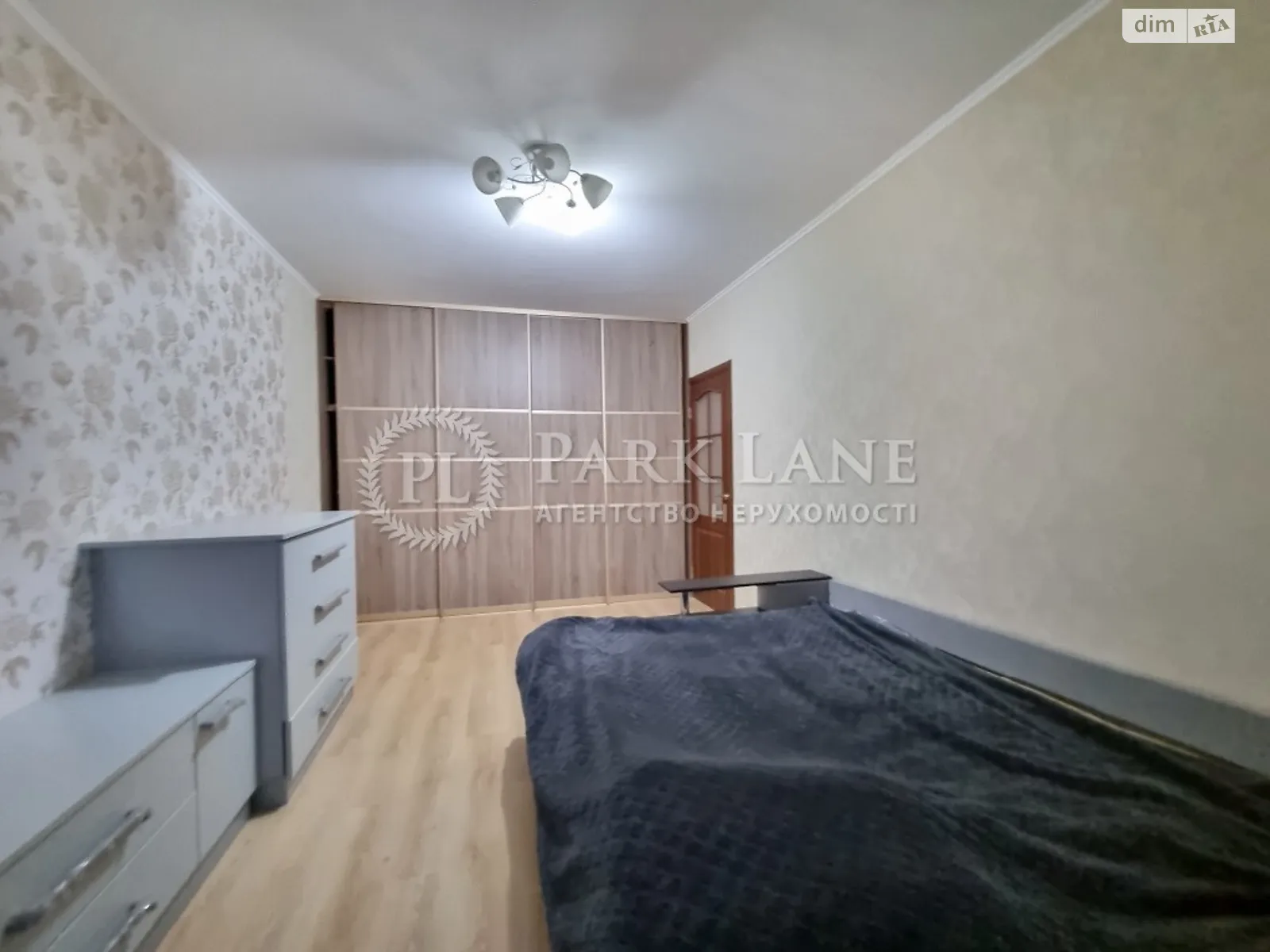 Продается 2-комнатная квартира 64 кв. м в Киеве, ул. Ващенко Григория, 7