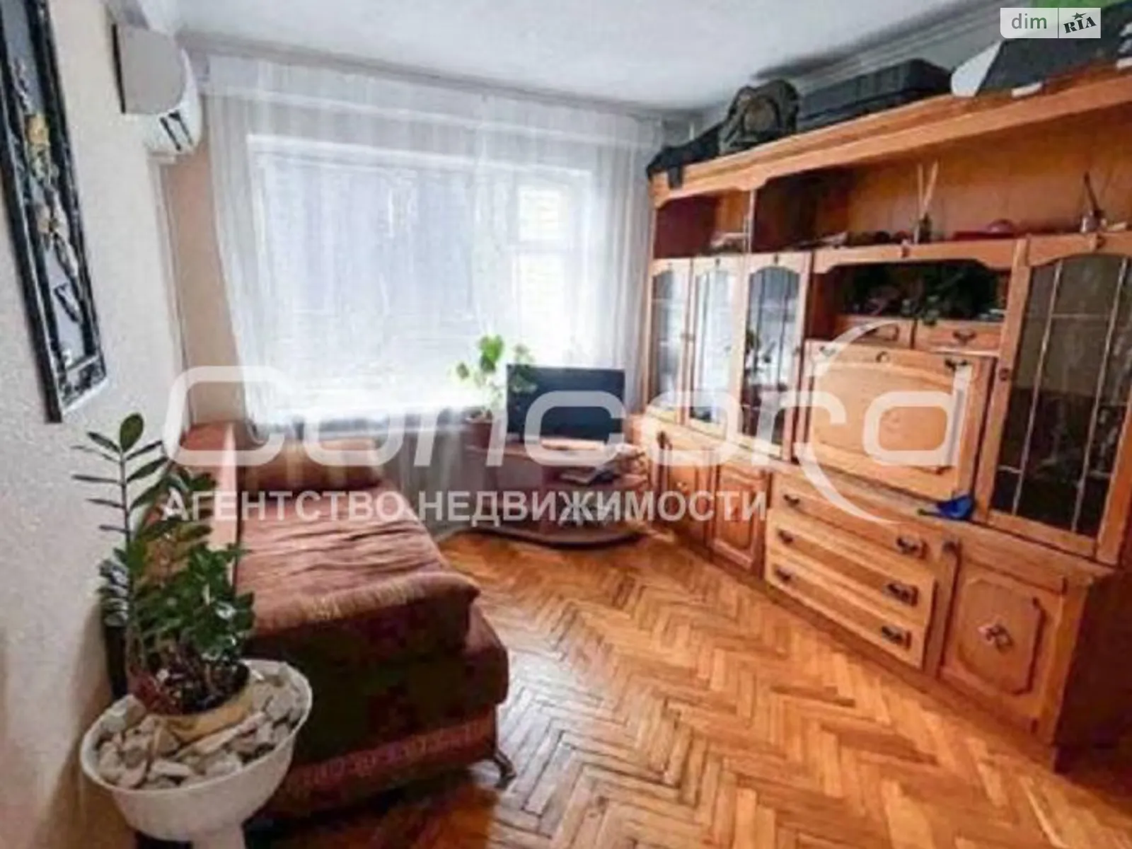 Продается 2-комнатная квартира 44 кв. м в Киеве, вул. Василия Кучера, 4 - фото 1
