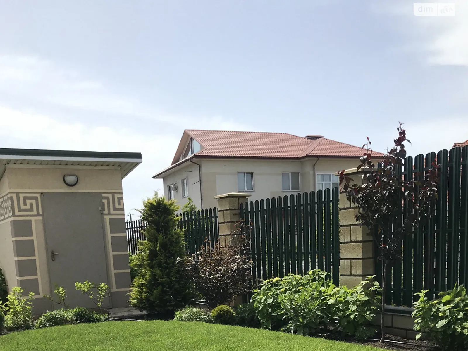 Продається будинок 2 поверховий 140 кв. м з гаражем, цена: 180000 $ - фото 1