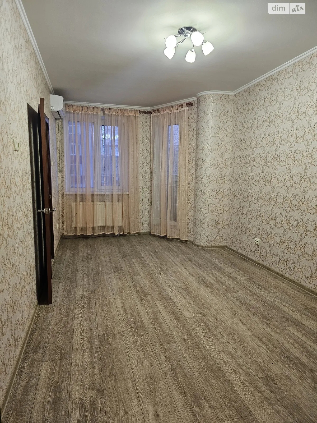 Продается 1-комнатная квартира 41.6 кв. м в Харькове, цена: 33000 $