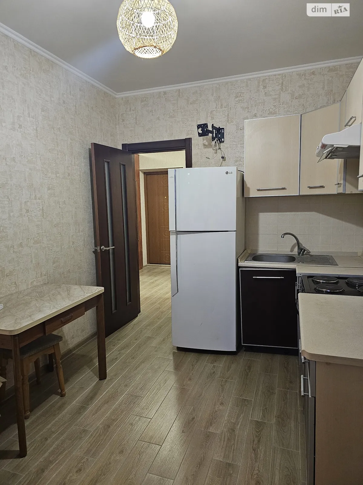 Продается 1-комнатная квартира 41.6 кв. м в Харькове, цена: 33000 $