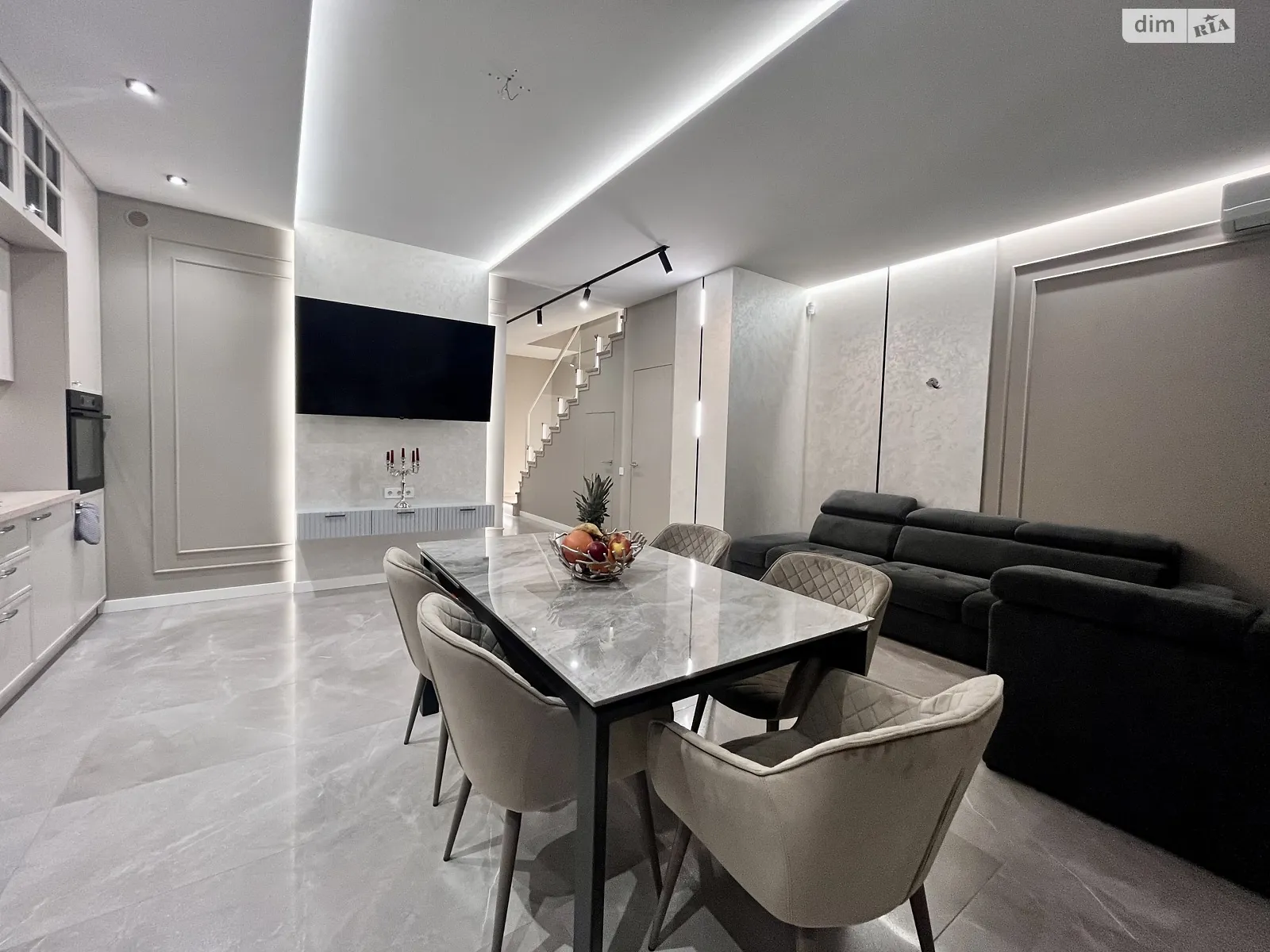 Продається будинок 2 поверховий 131 кв. м с басейном, цена: 230000 $ - фото 1