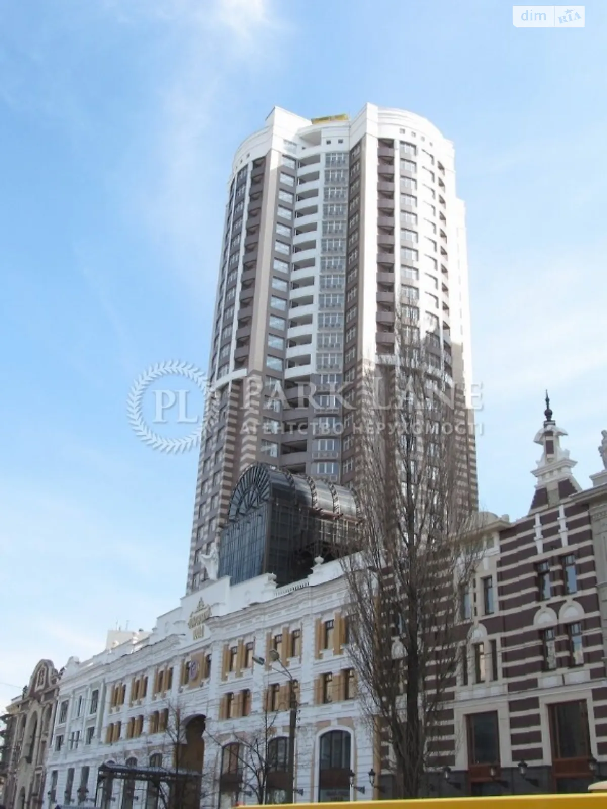 Продается 3-комнатная квартира 140 кв. м в Киеве, ул. Глубочицкая, 32А - фото 1