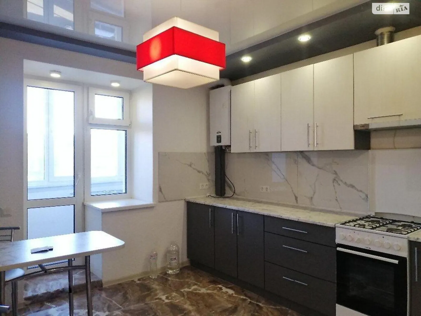 2-кімнатна квартира 45 кв. м у Тернополі, цена: 250 $