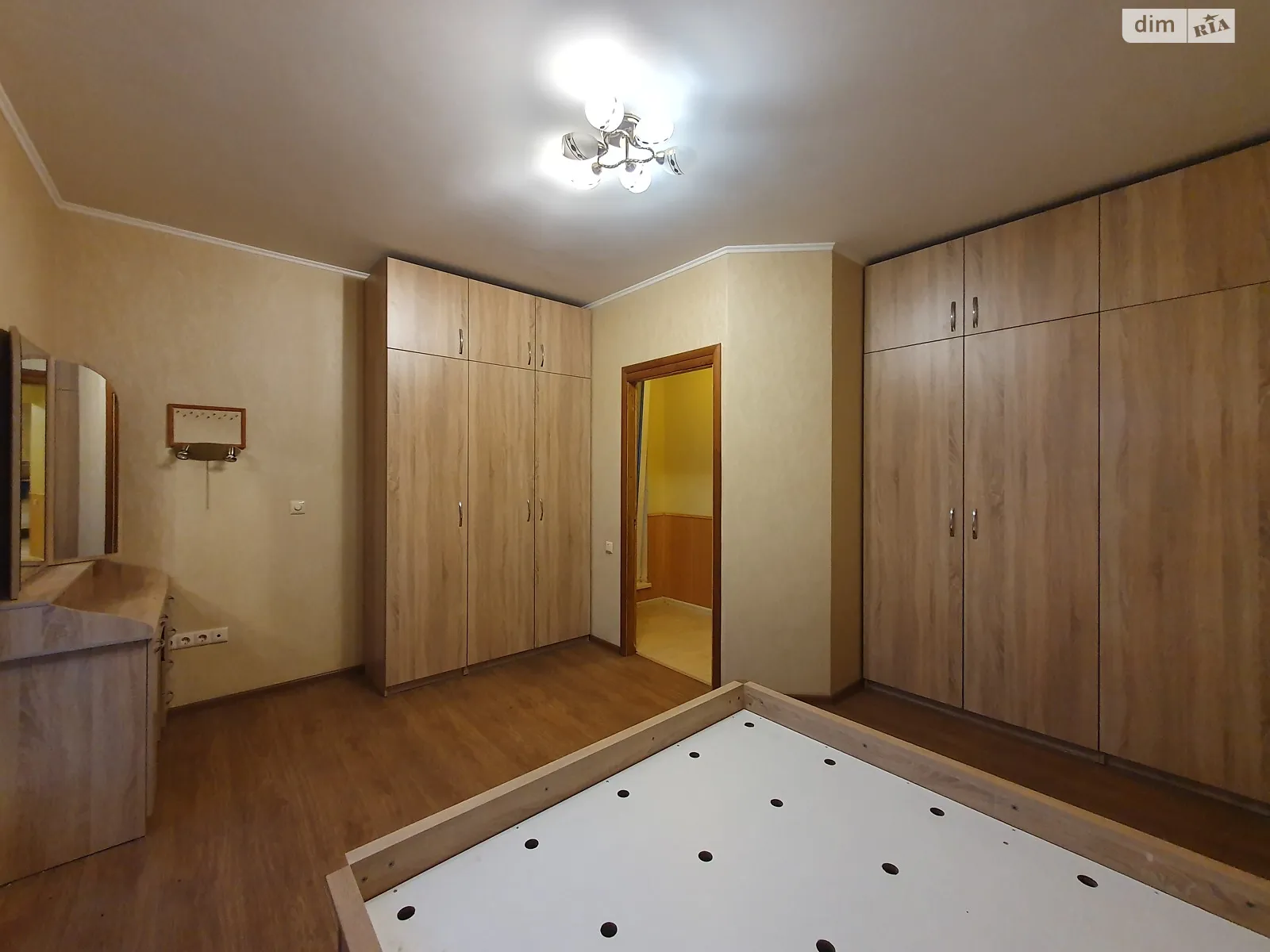 Продается 2-комнатная квартира 70 кв. м в Слобожанском, ул. Слобожанская(8-го Марта), 9В - фото 1