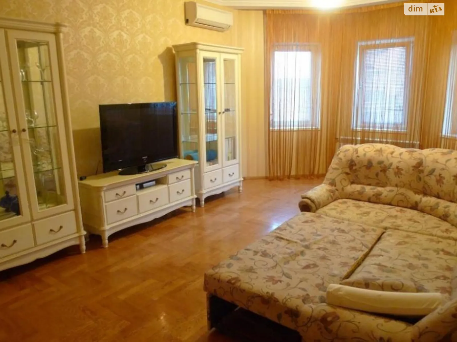 Продается 3-комнатная квартира 128.1 кв. м в Киеве - фото 3