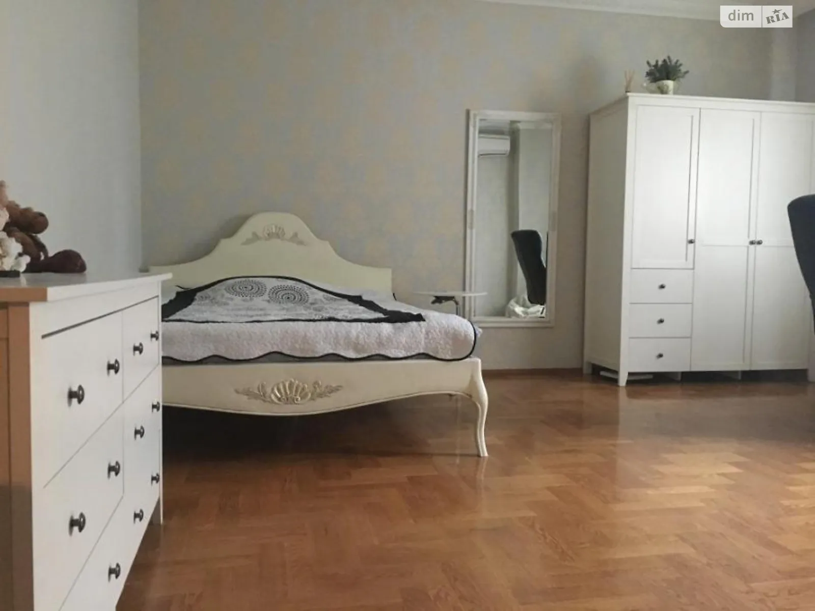 Продается 3-комнатная квартира 128.1 кв. м в Киеве - фото 4