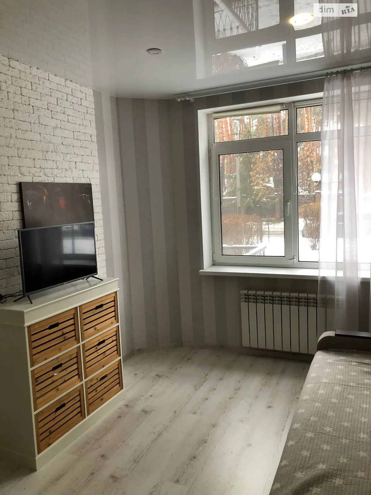 Продается 1-комнатная квартира 34 кв. м в Буче, ул. Гоголя - фото 1