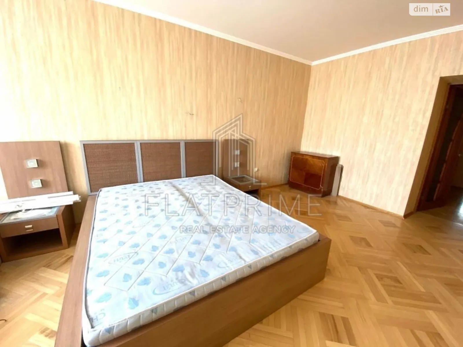 Продается 3-комнатная квартира 107 кв. м в Киеве - фото 3
