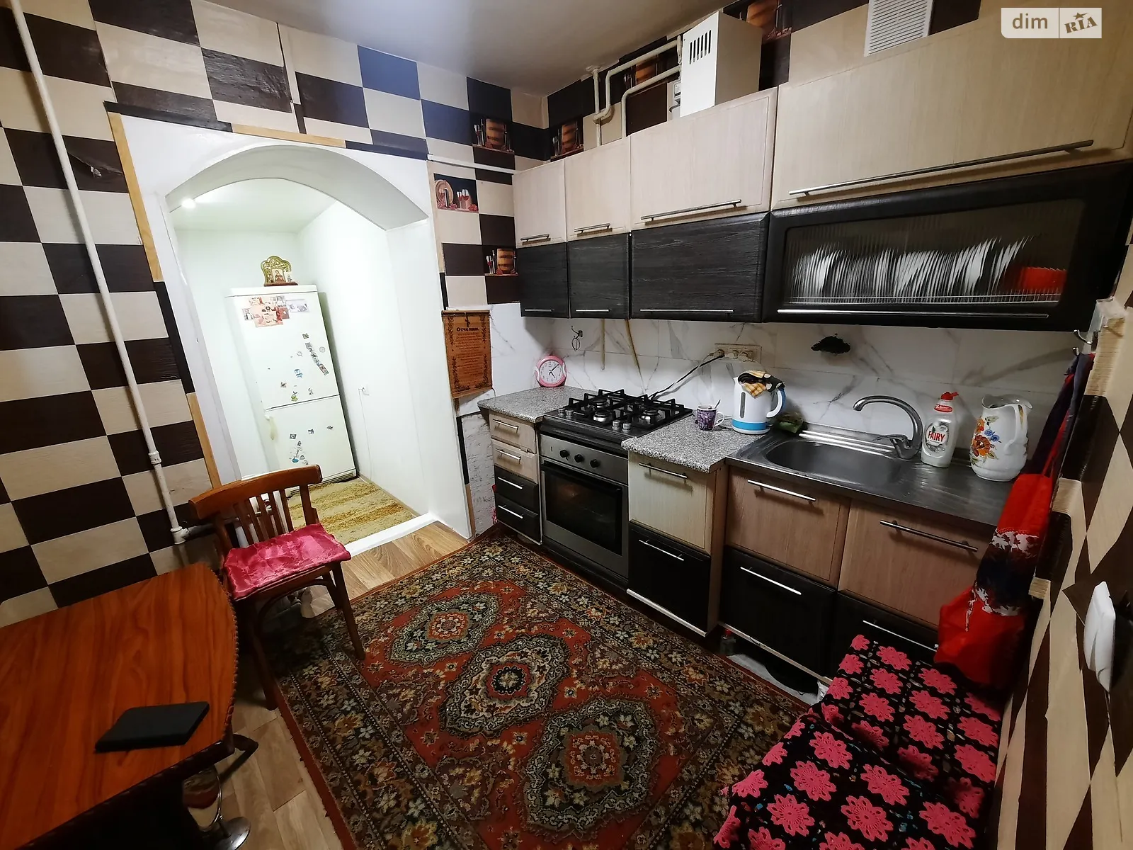 Продається 2-кімнатна квартира 48 кв. м у Чорноморську, вул. Данченка