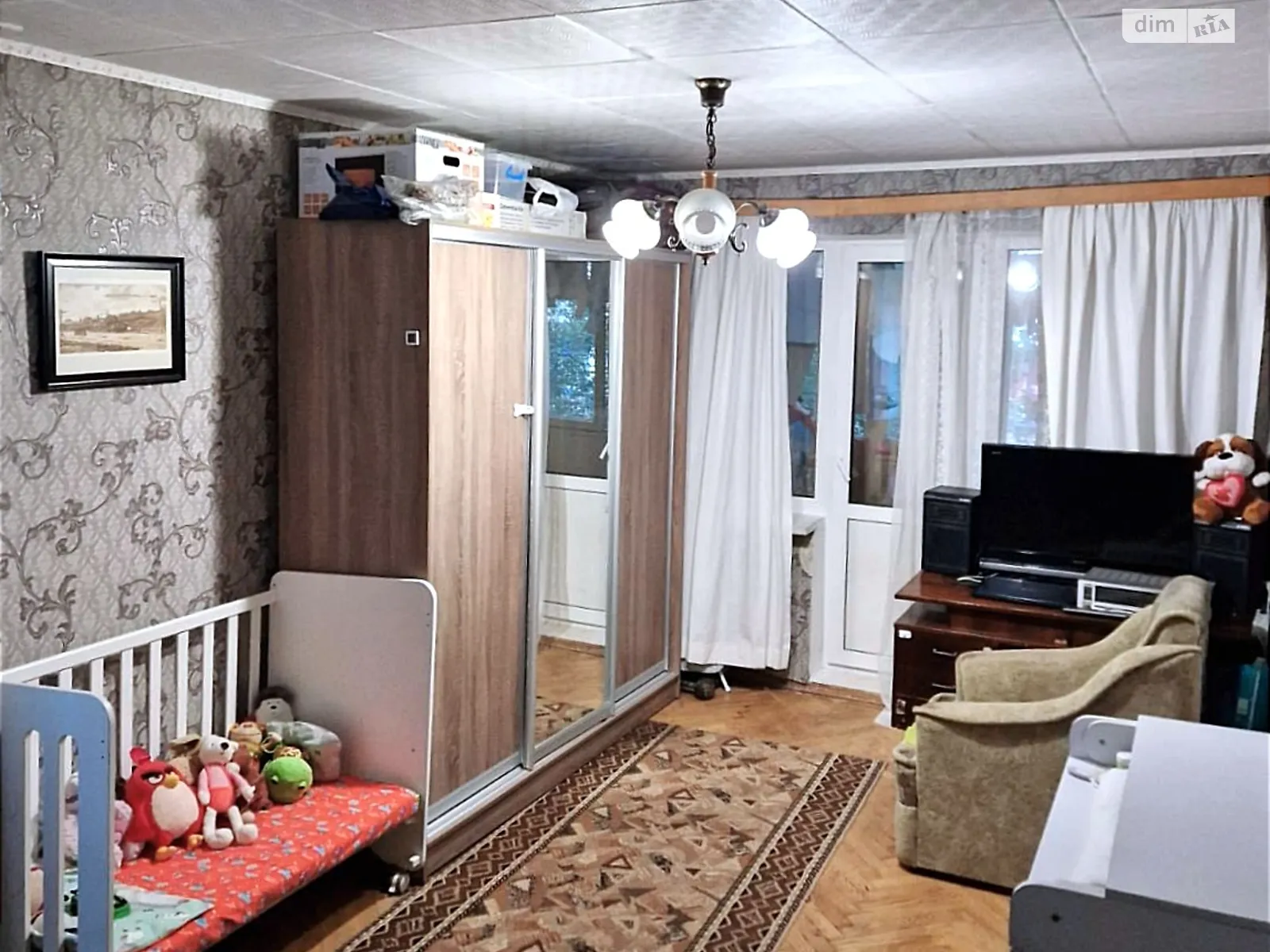 Продается 2-комнатная квартира 45 кв. м в Киеве, ул. Парково-Сырецкая, 14
