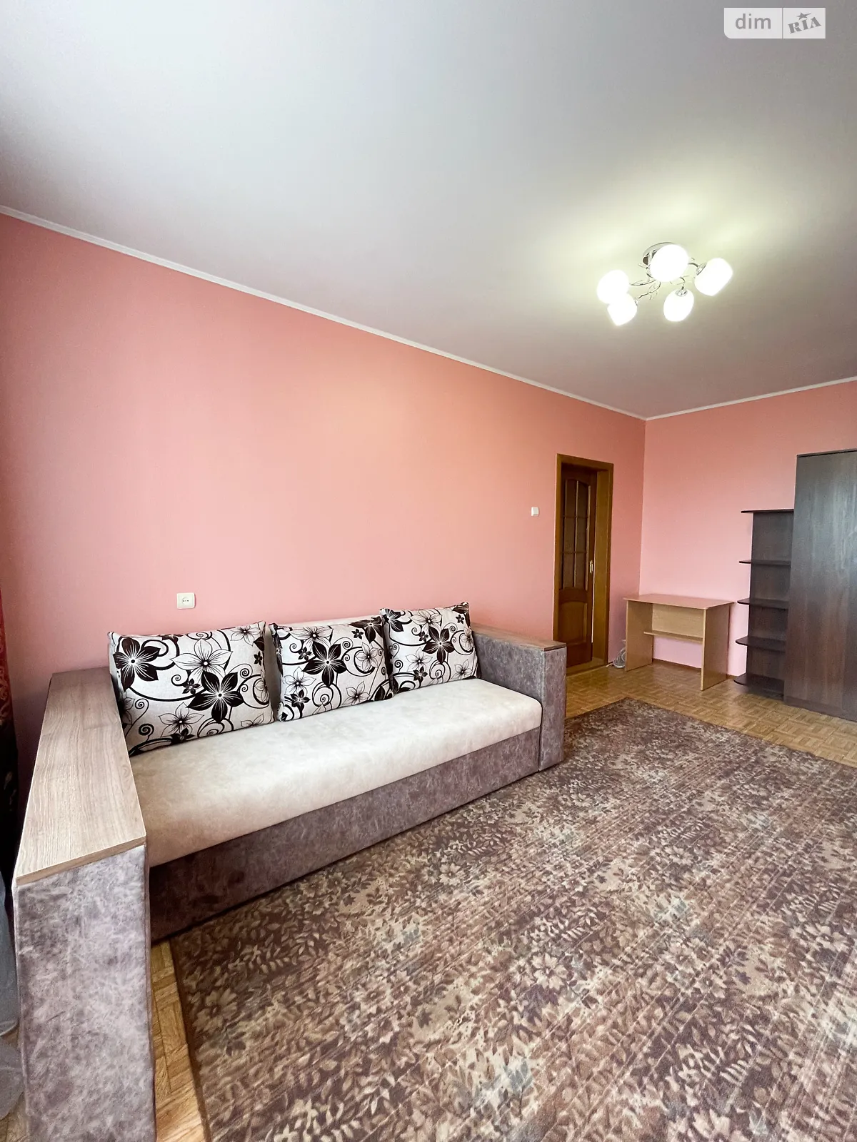 Продается 1-комнатная квартира 35 кв. м в Ровно, ул. Королева, 23 - фото 1