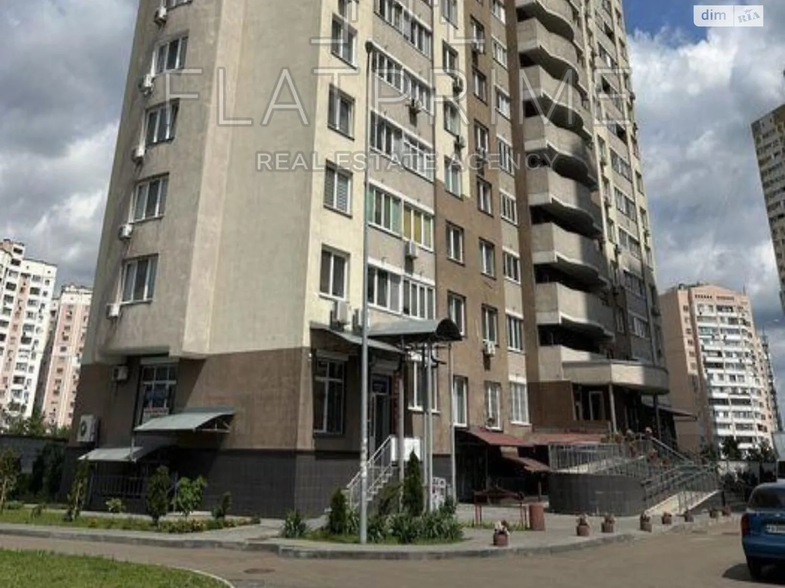 Продается 1-комнатная квартира 37.8 кв. м в Киеве, ул. Соломии Крушельницкой, 13 - фото 1