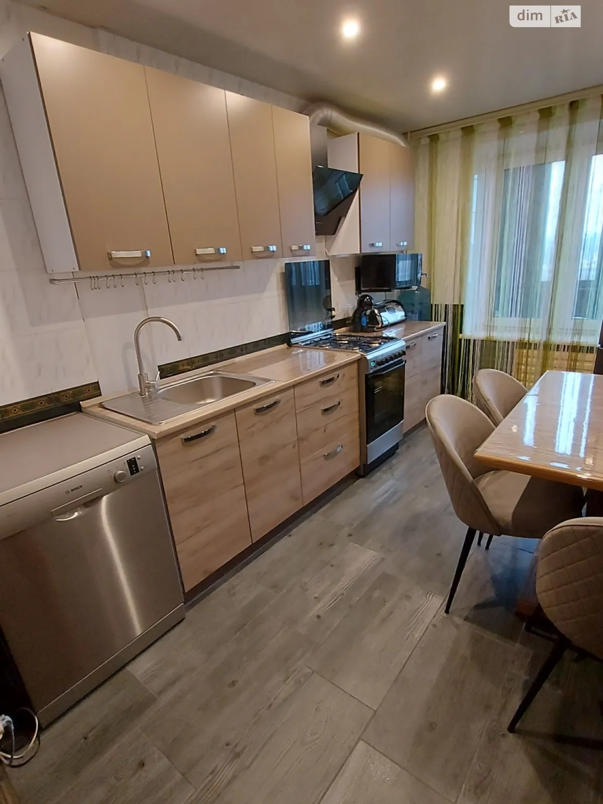 3-комнатная квартира 66 кв. м в Запорожье, цена: 42000 $