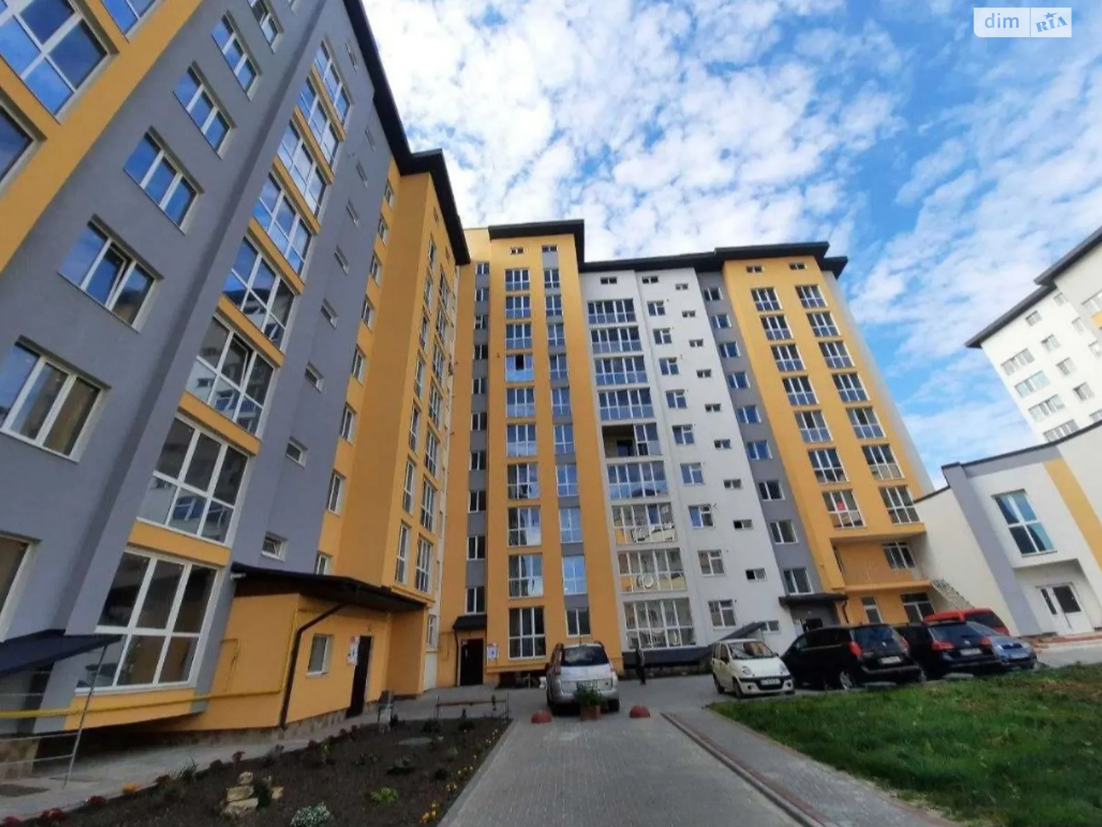2-комнатная квартира 59 кв. м в Тернополе, ул. Микулинецкая - фото 1
