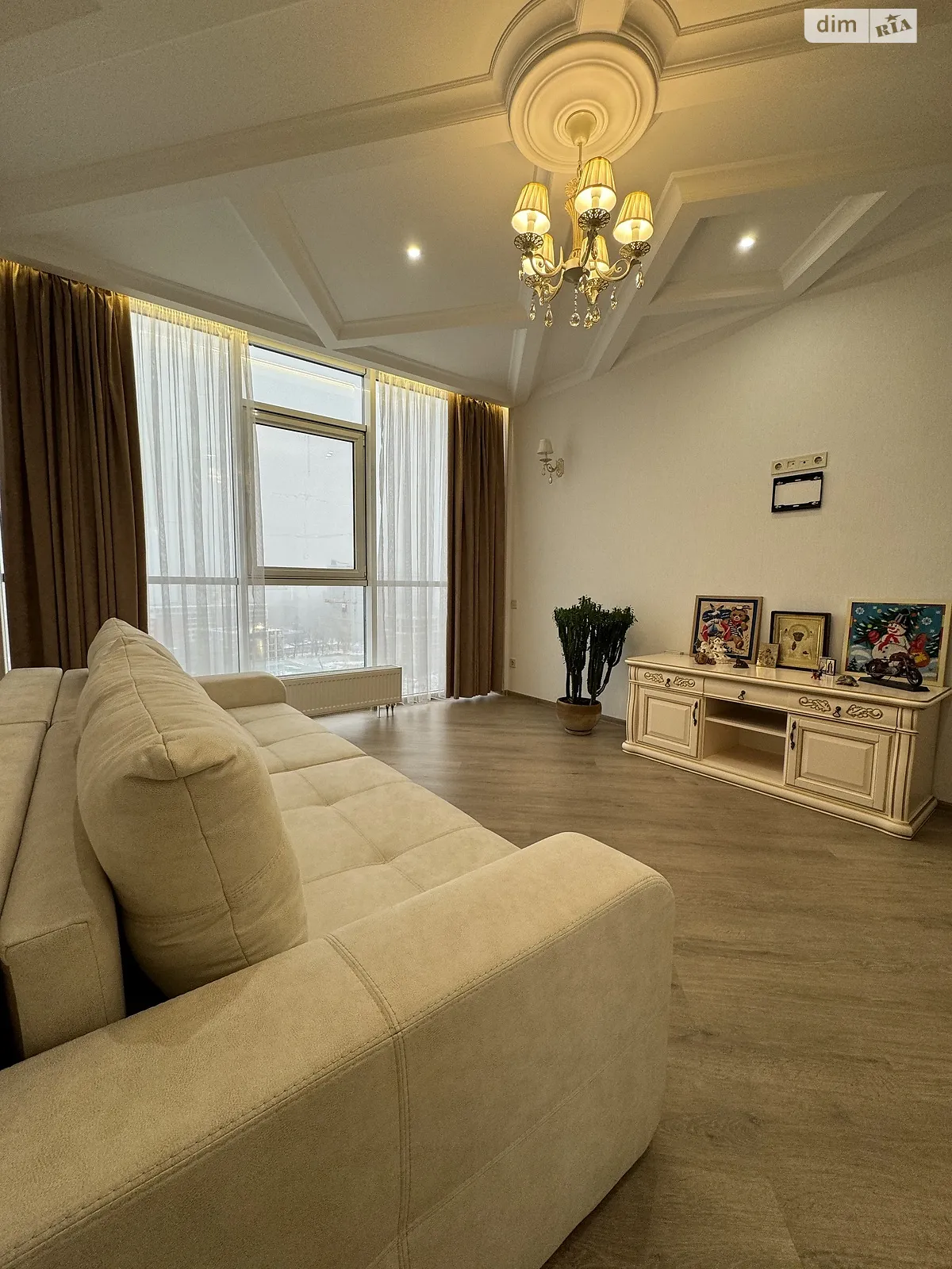 Продається 2-кімнатна квартира 77 кв. м у Одесі - фото 2
