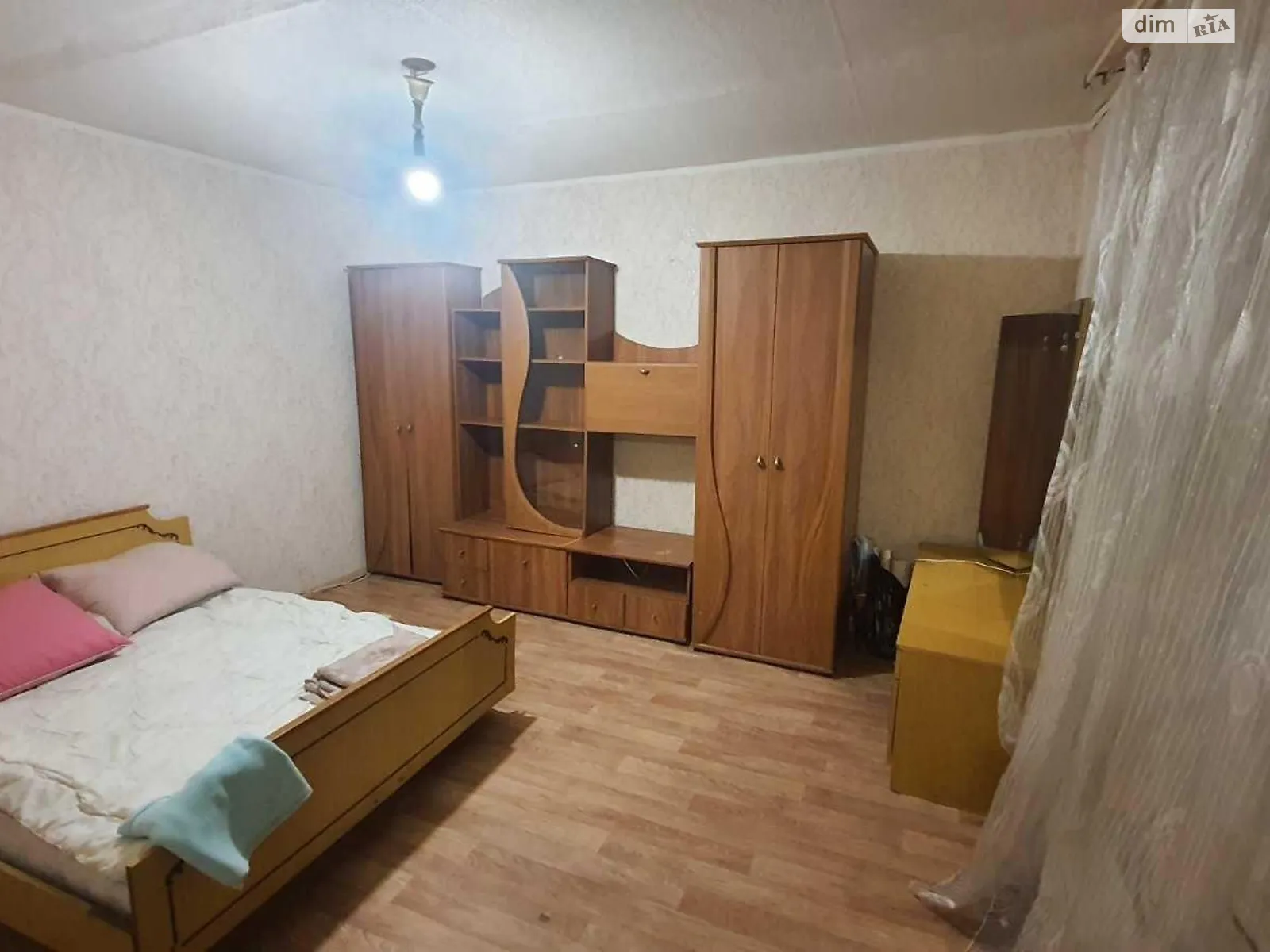 Продается 1-комнатная квартира 27 кв. м в Харькове, цена: 16000 $