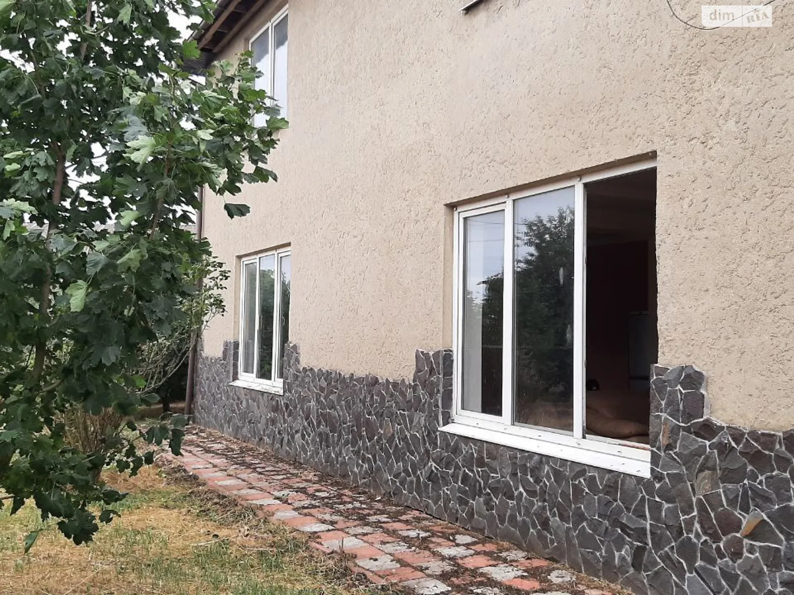 Продается дом на 2 этажа 220 кв. м с балконом, цена: 65000 $ - фото 1