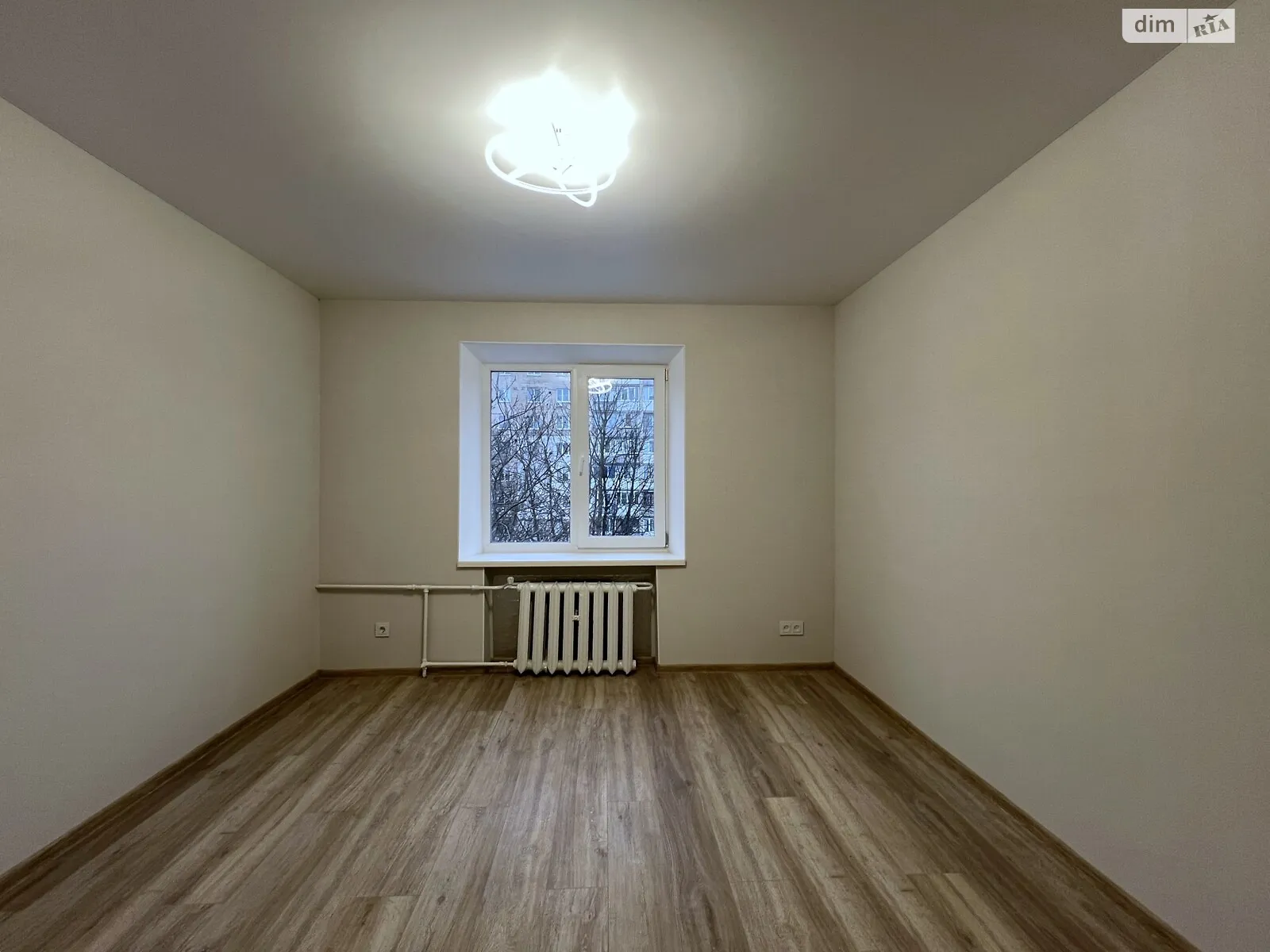 Продається 2-кімнатна квартира 57 кв. м у Вінниці, вул. Павла Тичини