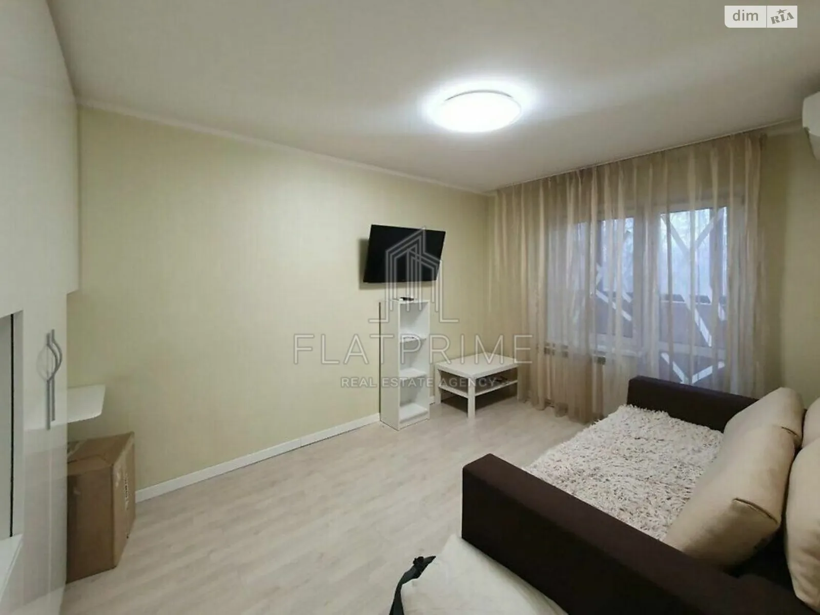 Продается 1-комнатная квартира 30 кв. м в Киеве, ул. Лукьяновская, 7 - фото 1