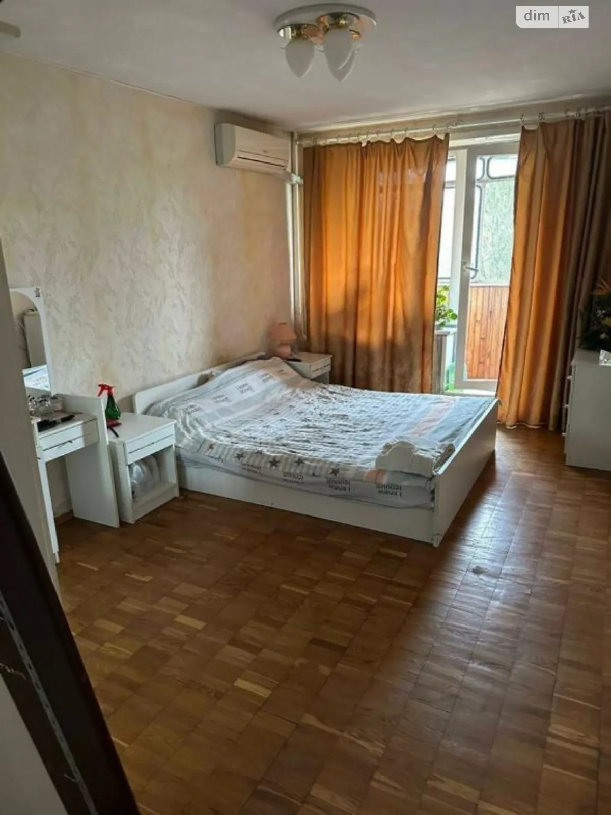 Продается 3-комнатная квартира 71 кв. м в Киеве, цена: 75500 $