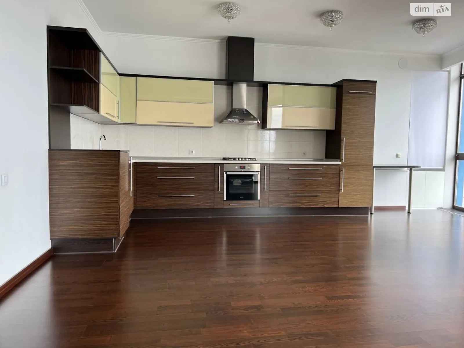 Продается 3-комнатная квартира 125 кв. м в Харькове, ул. Чайковская, 6 - фото 1