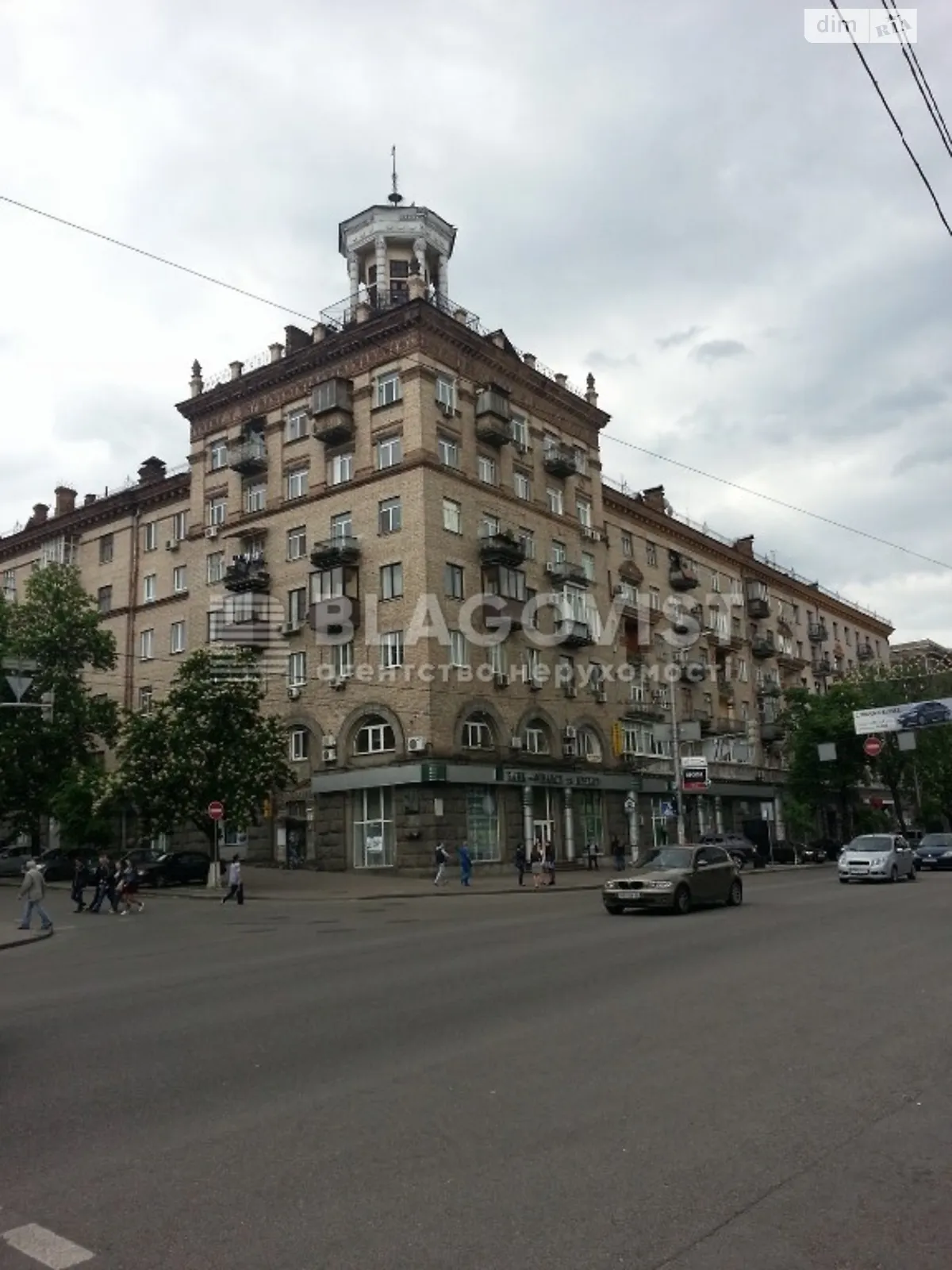 Продається об'єкт сфери послуг 2168 кв. м в 7-поверховій будівлі, цена: 5900000 $