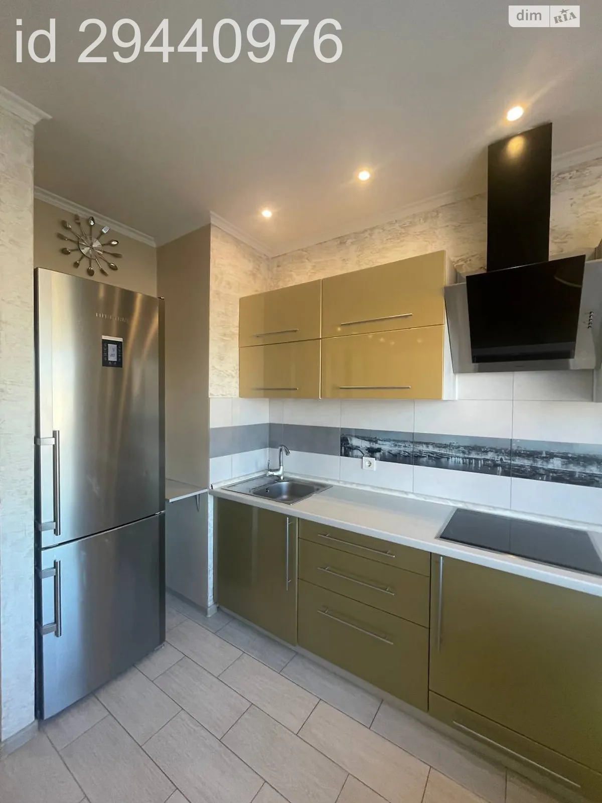 Продається 1-кімнатна квартира 34 кв. м у Одесі, мас. Радужний, 16/2 - фото 1