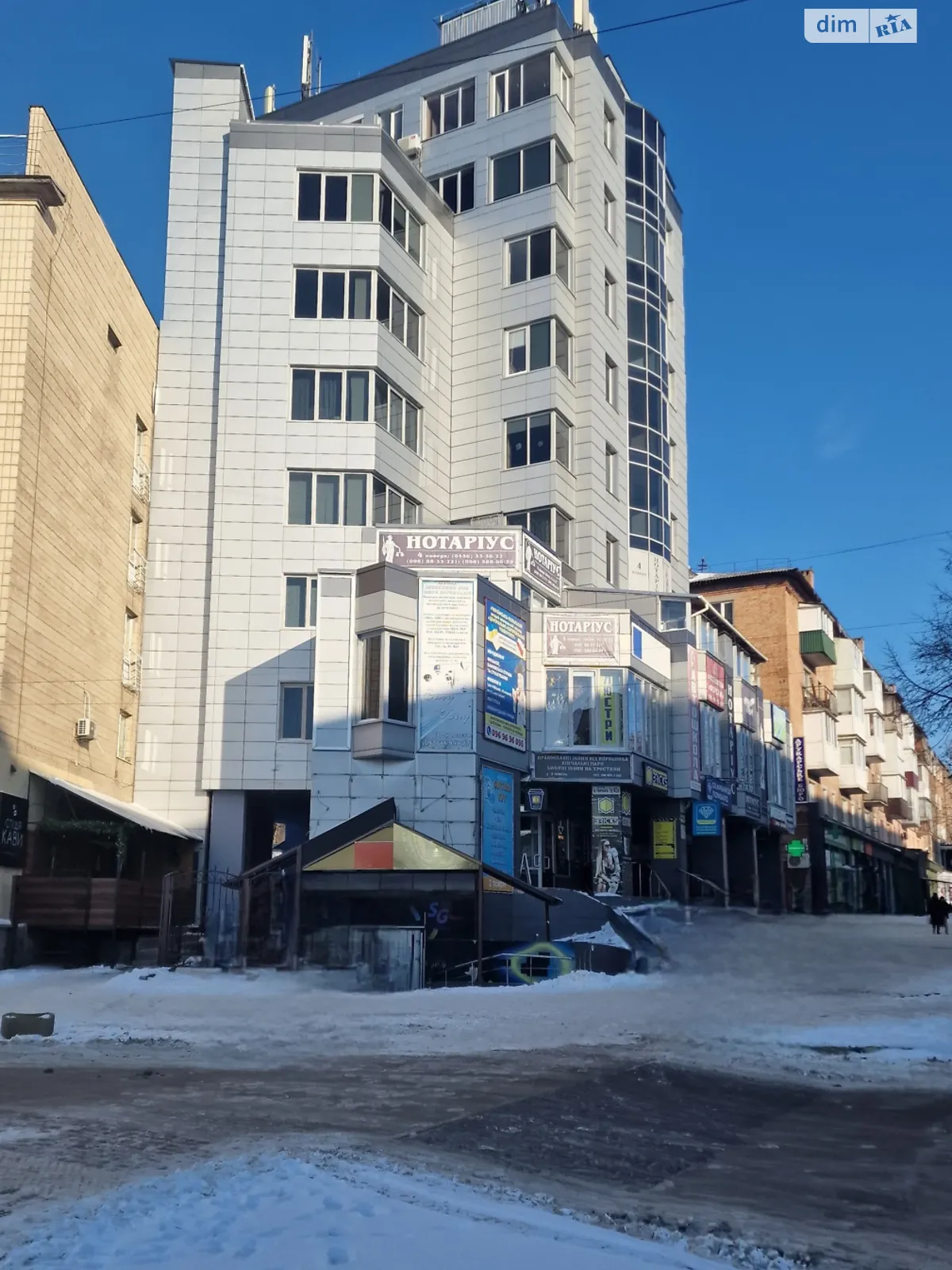 Продается офис 184 кв. м в бизнес-центре, цена: 184000 $