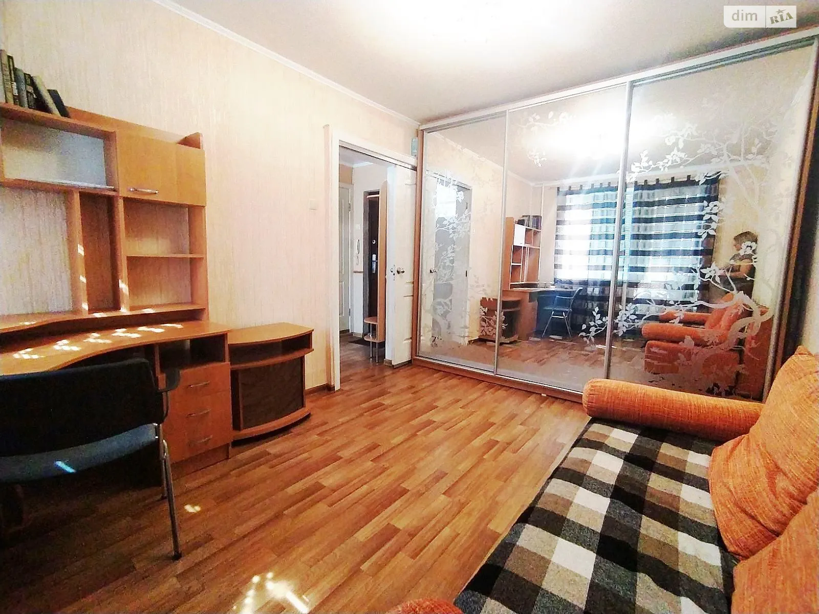 Продається 1-кімнатна квартира 27 кв. м у Харкові, вул. Грозненська, 52