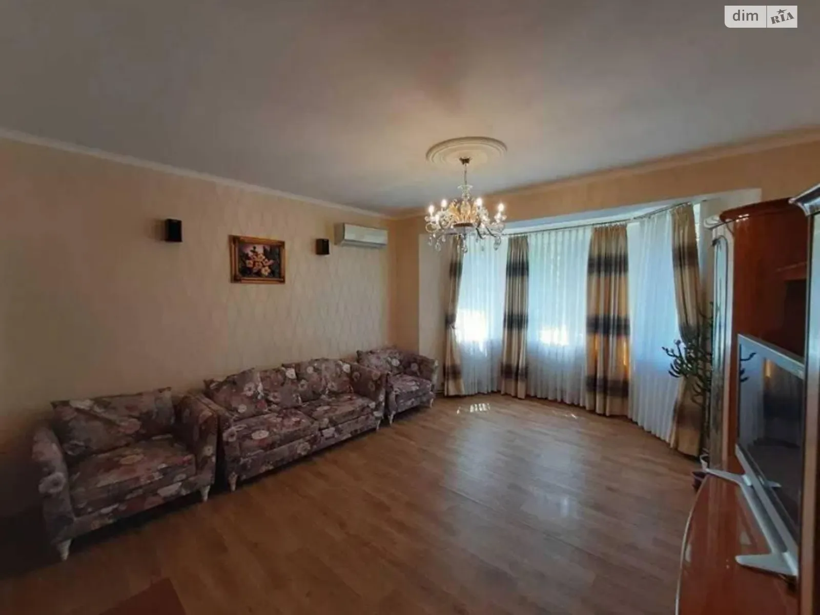Продается 3-комнатная квартира 82 кв. м в Одессе, ул. Семинарская - фото 1