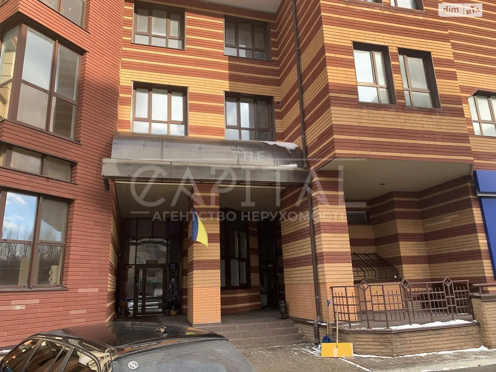 Продается объект сферы услуг 128 кв. м в 27-этажном здании, цена: 300000 $ - фото 1